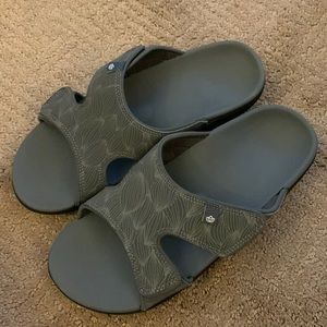 Spenco sandals